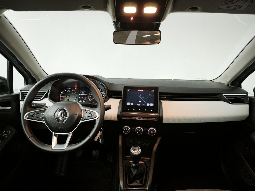 Renault Clio 1.0 TCe 90 Evolution | Navigatie | Parkeersenso, Auto's, Gebruikt, 580 kg, Met garantie (alle), 49 €/maand