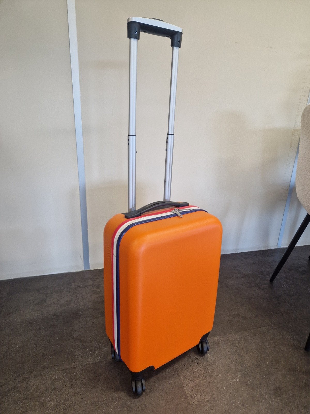 Nieuwe Handbagage Koffer - Oranje, Sieraden, Tassen en Uiterlijk, Koffers, Ophalen, Nieuw, Hard kunststof, Wieltjes