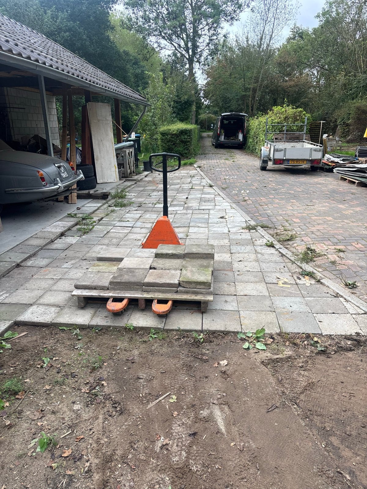 350 gratis stoeptegels 30x30, hulp bij inladen, Ophalen, Gebruikt, Beton, Terrastegels