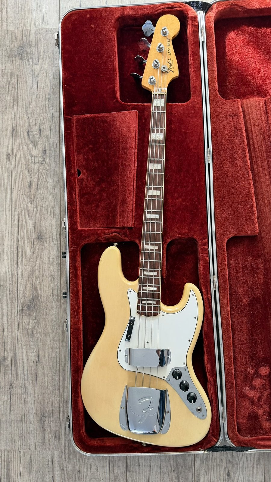 1977 Fender Jazz Bass, Ophalen of Verzenden, Zo goed als nieuw
