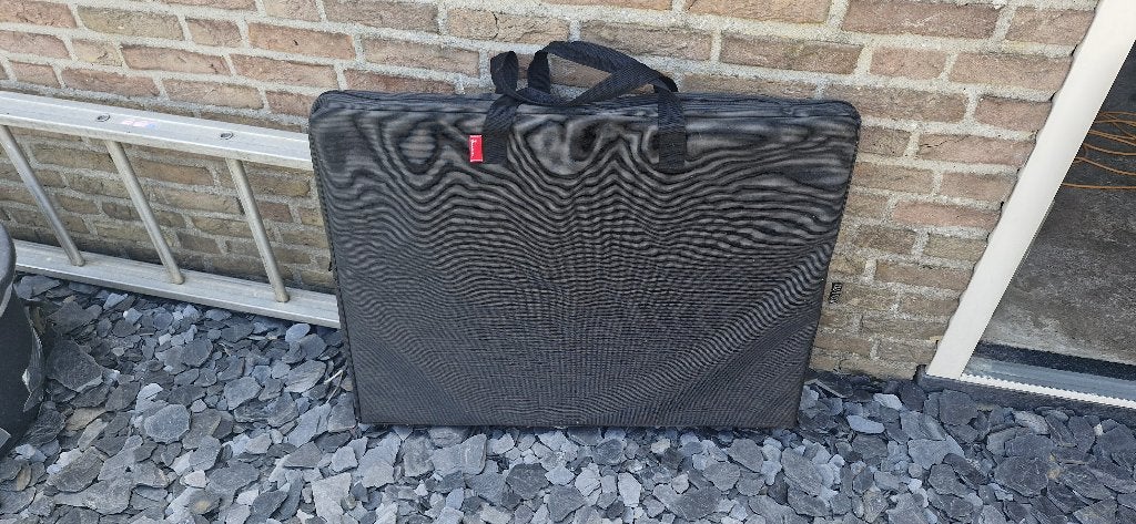 Isabella Camping tafel, Ophalen, Zo goed als nieuw, Campingtafel
