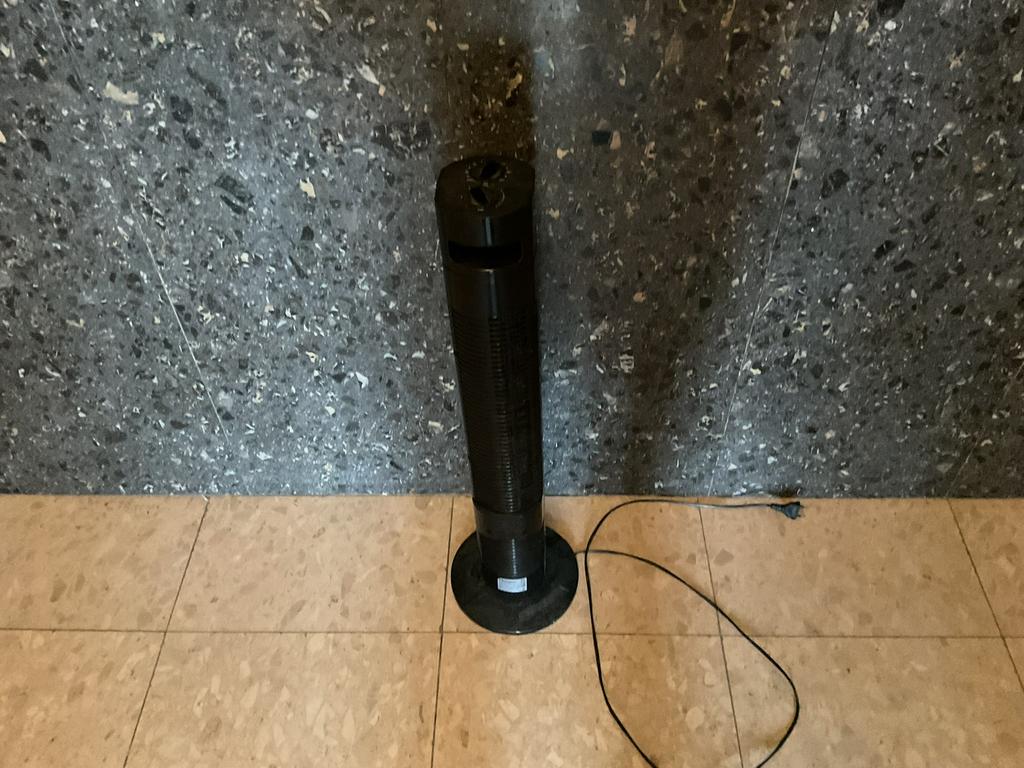 Fan, Ophalen of Verzenden, Zo goed als nieuw, Statiefventilator