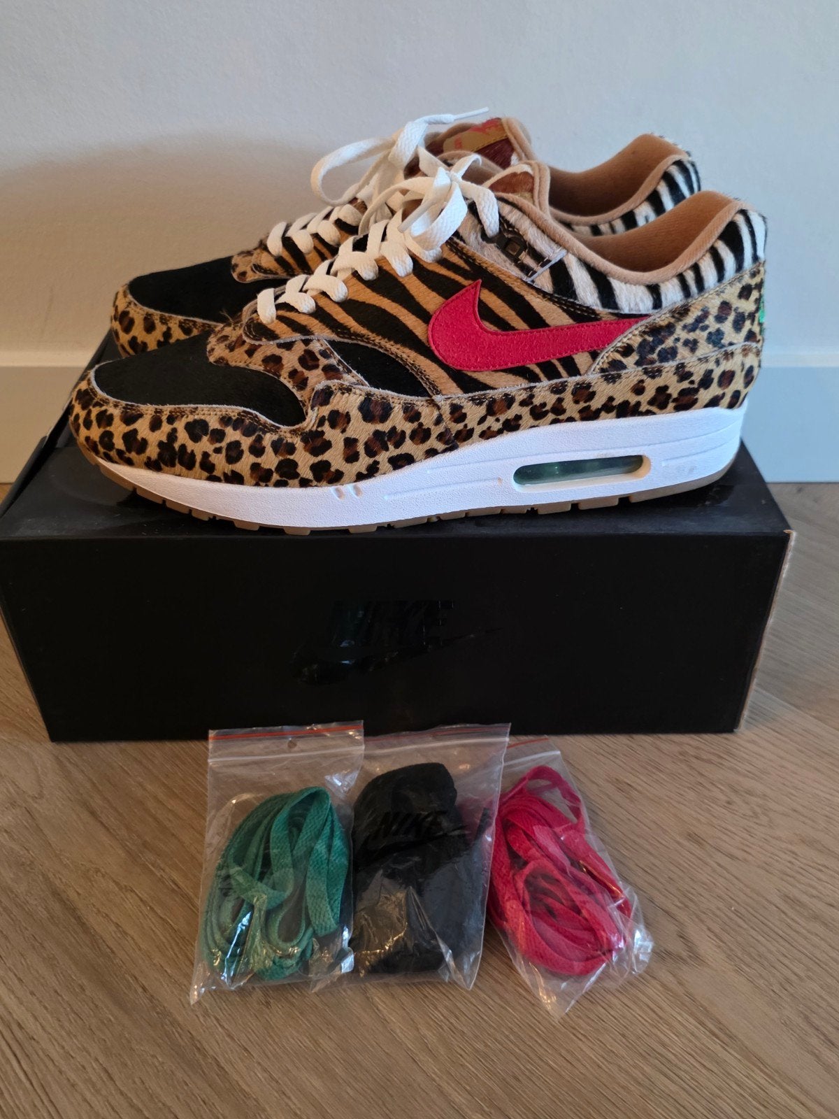 Nike Air Max 1 DLX Animal Pack 3.0 (Zebra/Luipaard)maat 45.5, Ophalen of Verzenden