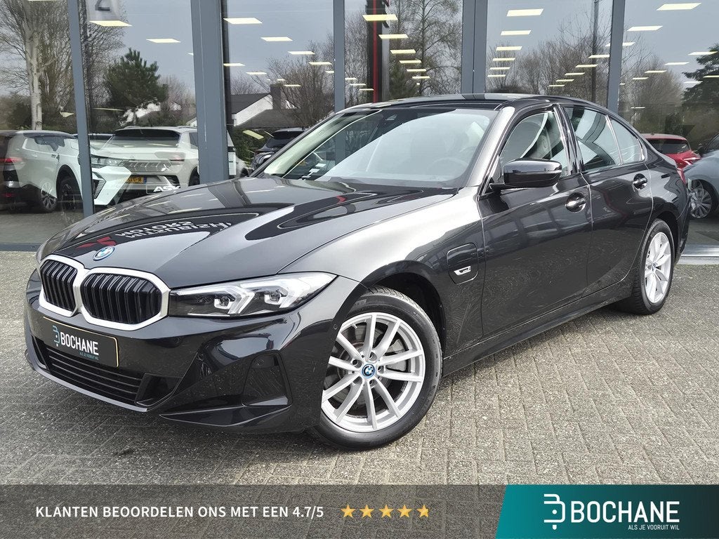 BMW 3-serie 320e | Leder | Camera | Parkpilot V+A | Navigati, Auto's, BMW, Bedrijf, Te koop, 3-Serie, ABS, Achteruitrijcamera