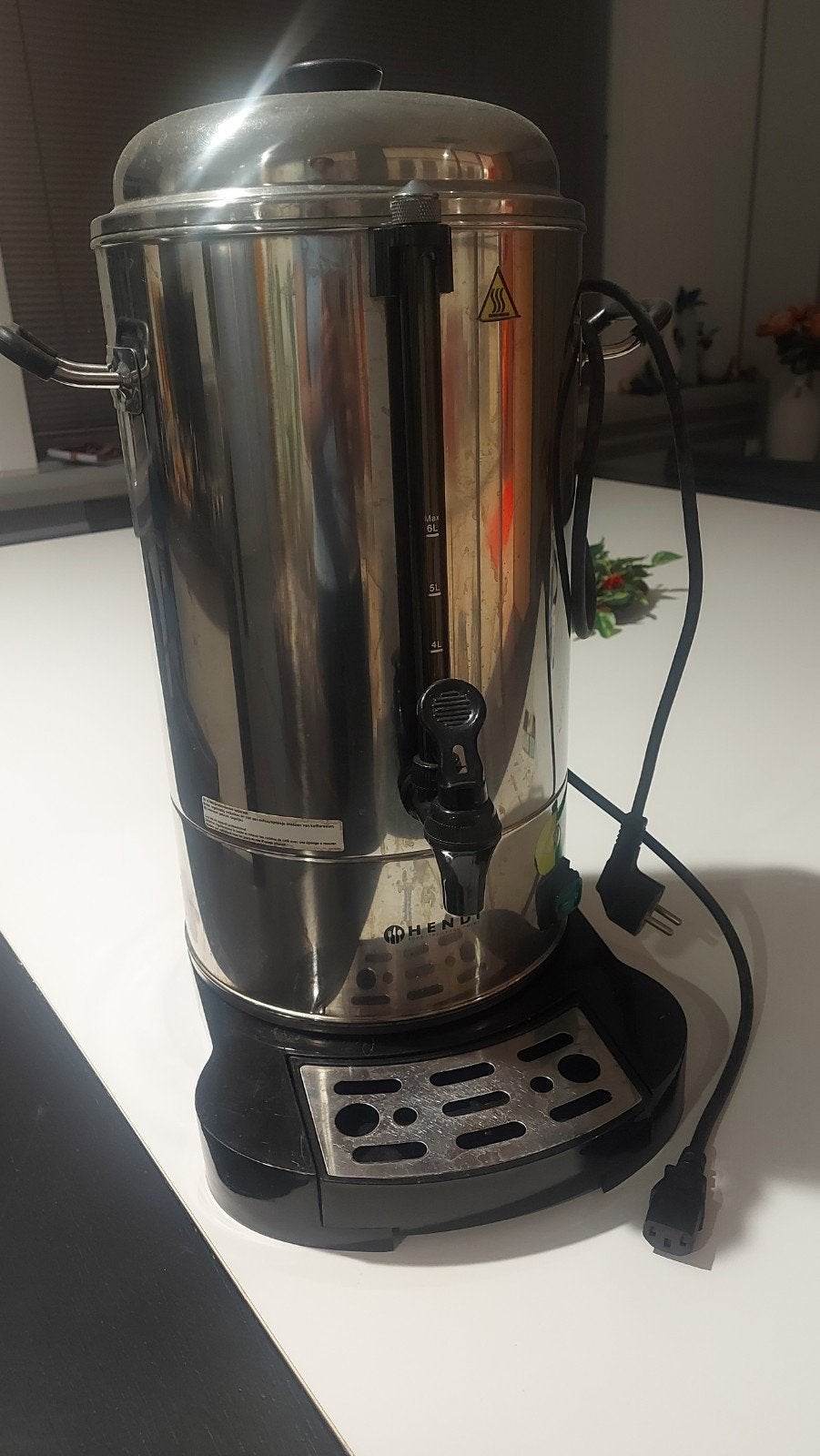Hendi Koffie percolator - 10 liter, Witgoed en Apparatuur, Koffiezetapparaten, Gebruikt, Overige modellen, 10 kopjes of meer, Gemalen koffie