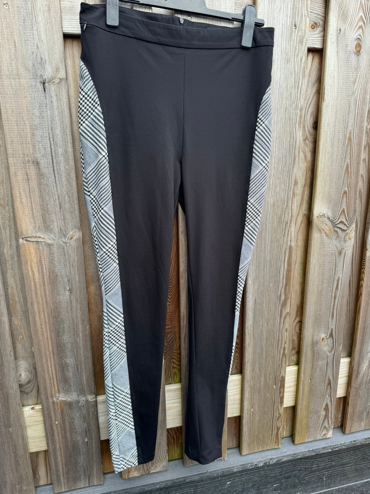 *Par69* Zeer nette trvl Sportbroek mt L Izgst!, Verzenden, Zwart, Maat 42/44 (L), Fitness of Aerobics