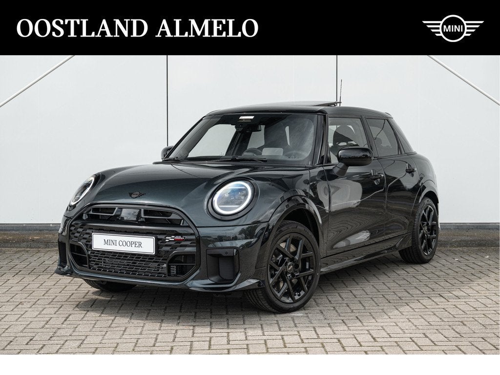 MINI Hatchback Cooper C Automaat / JCW / Pakket M / 17" John, Auto's, Mini, Bedrijf, Te koop, Cooper, Alarm, Digitale radio-ontvangst