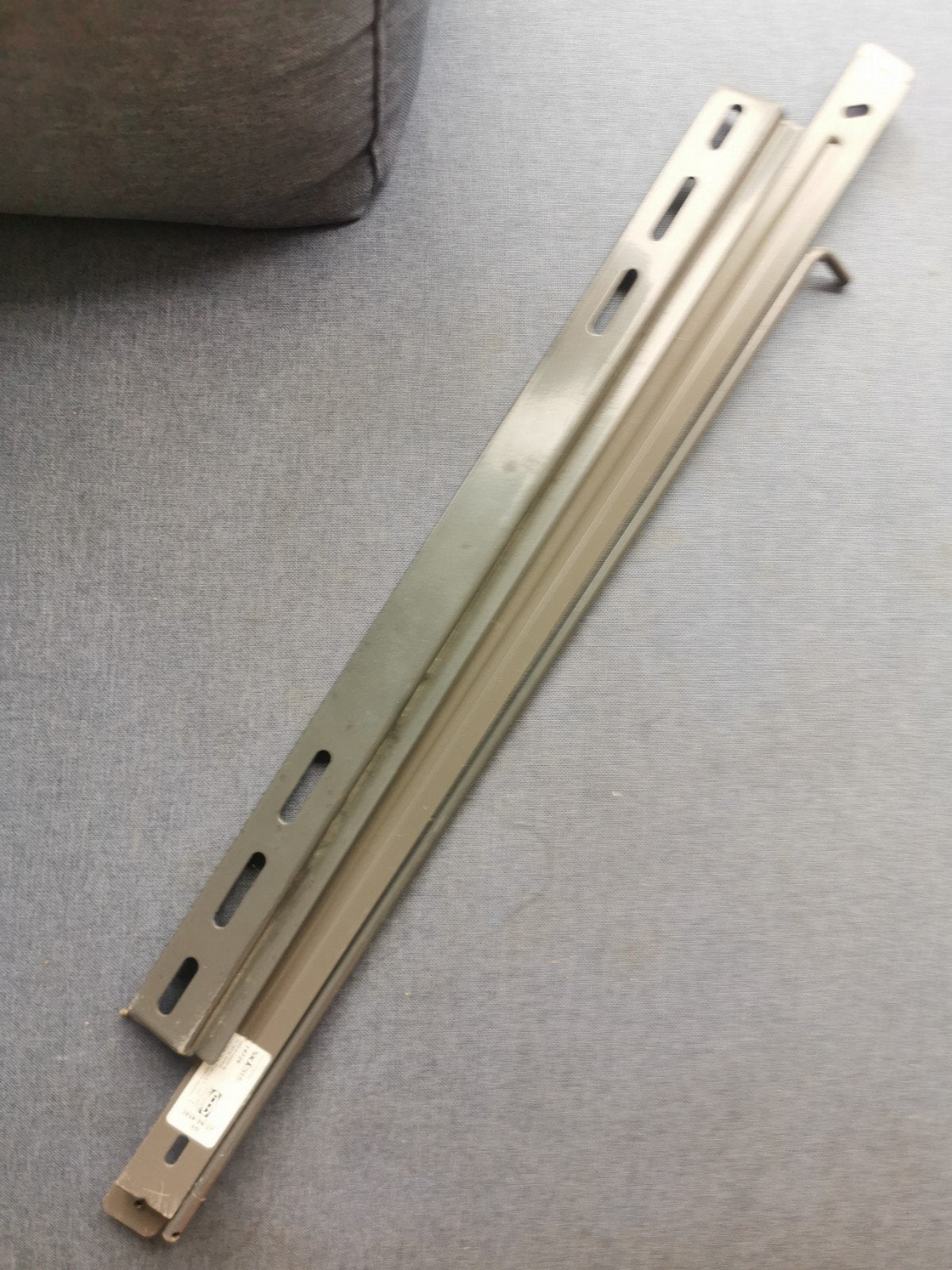Ikea Skadis 14729 muurbeugel voor TV tot 60 inch, Ophalen of Verzenden, Zo goed als nieuw