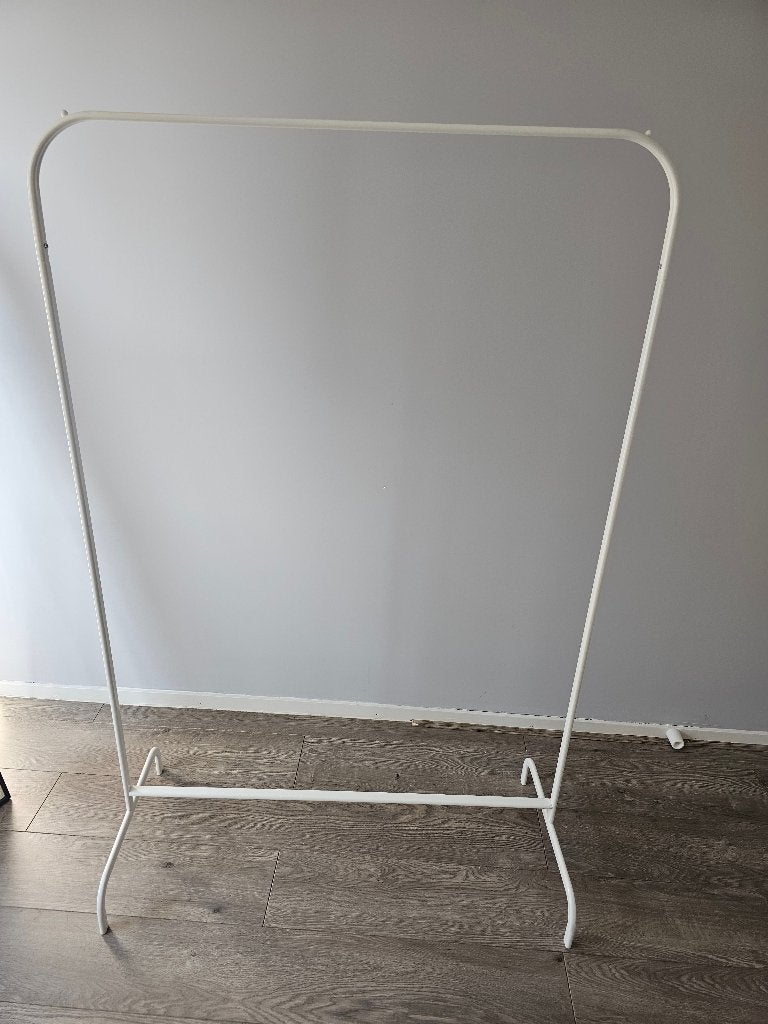 IKEA MULIG kledingrek wit, licht gebruikt, Kleding | Dames, Kledingrekken, Zo goed als nieuw, Ophalen