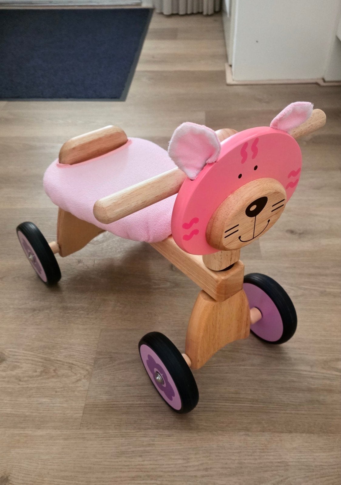 Houten loopfiets / loopkar kat – Roze (Wheelybug stijl), Ophalen, Gebruikt, Loopfiets