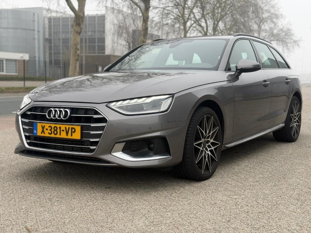 Audi A4 2.0 Tfsi Ultra Mhev 190pk S Tronic 2019 Grijs, Auto's, 1984 cc, A4, Leder, 84 €/maand