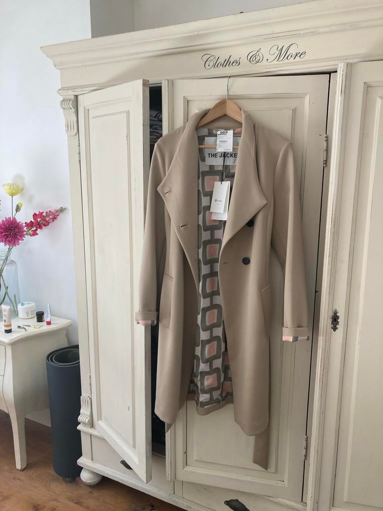 Giacomo The Jacket Trenchcoat Beige Maat M Nieuw, Kleding | Dames, Jassen | Winter, Ophalen of Verzenden, Nieuw, Maat 38/40 (M)