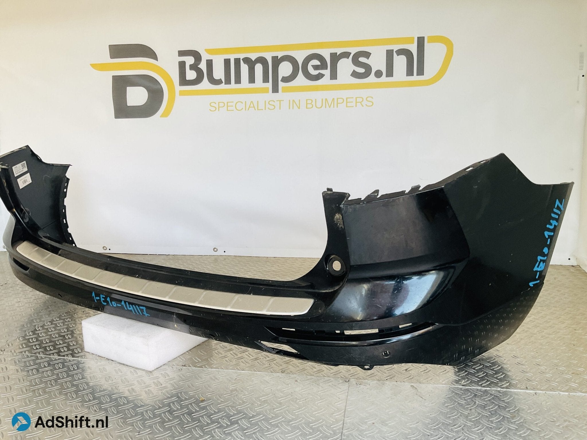 Bumper Volvo XC60 R Design R-Design 31689246 Achterbumper 1-, Bumper