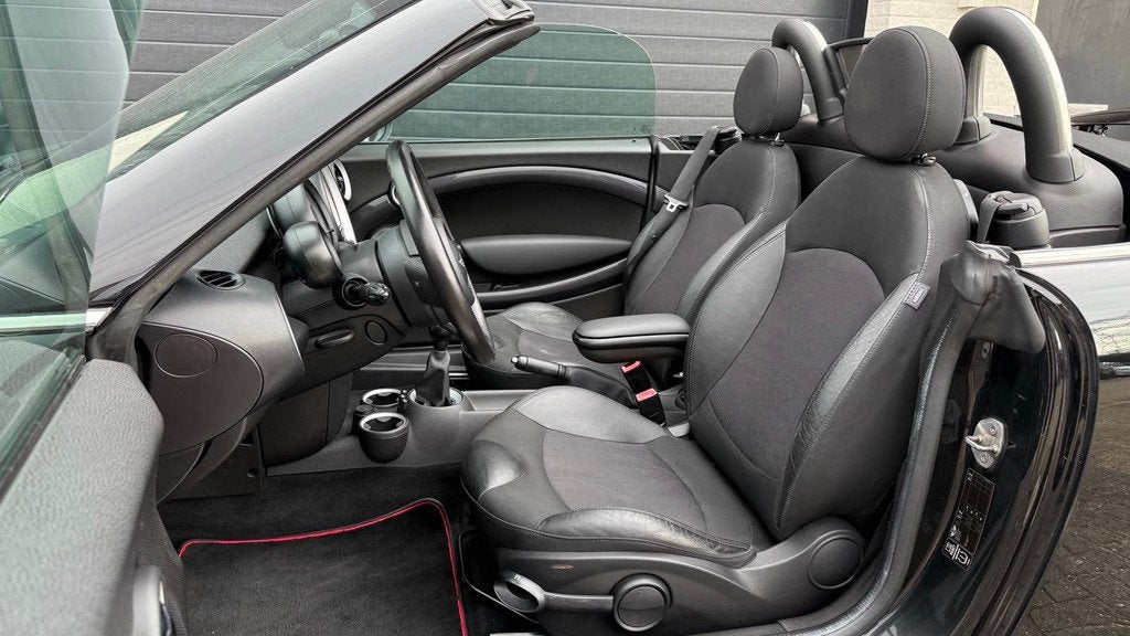 MINI Roadster 1.6 Cooper S Chili | JCW | Xenon | Stoelverwar, Auto's, Mini, Voorwielaandrijving, Gebruikt, Zwart, 4 cilinders