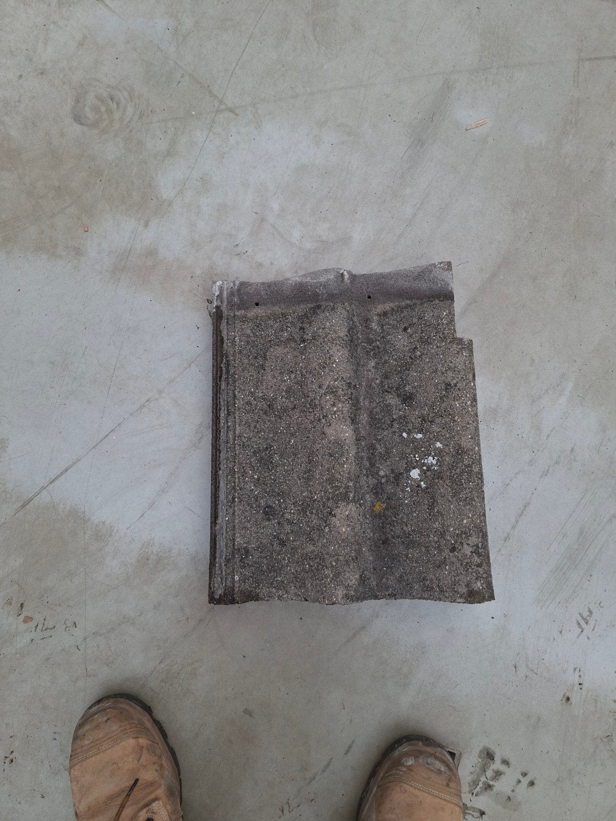 Gebruikte Sneldek dakpan - Grijs, Doe-het-zelf en Verbouw, Ophalen, Gebruikt, Steen of Klei, Minder dan 5 m²