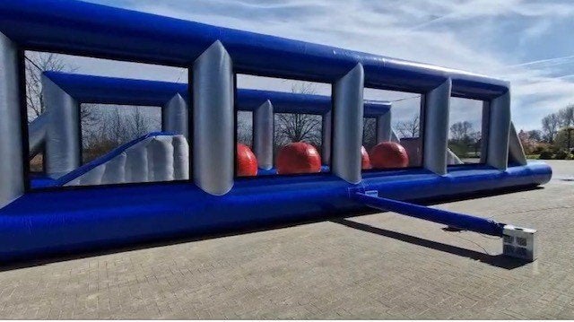 Stormbanen huren. Bouncing balls 20m lang en 6m breed, Ophalen of Verzenden, Zo goed als nieuw, Verjaardag