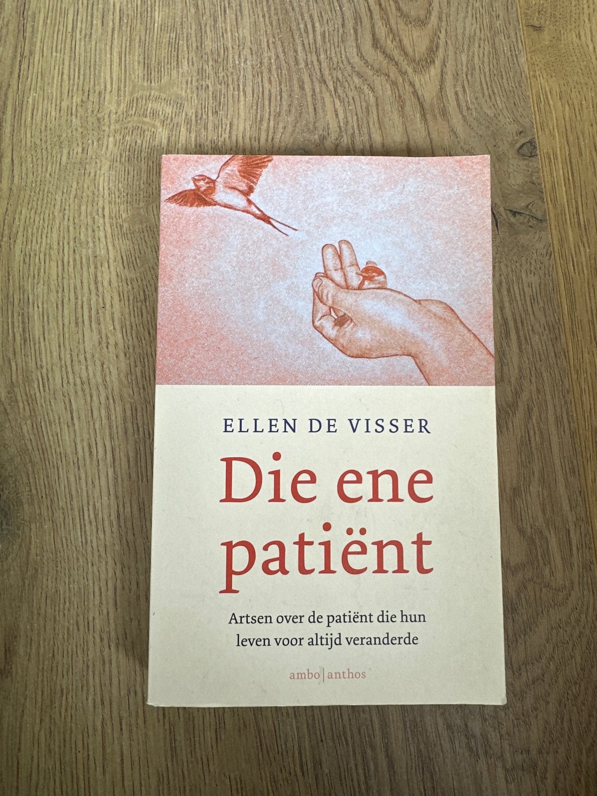 Die ene patiënt - Ellen de Visser (nieuw), Boeken, Ophalen of Verzenden, Zo goed als nieuw, Nederland