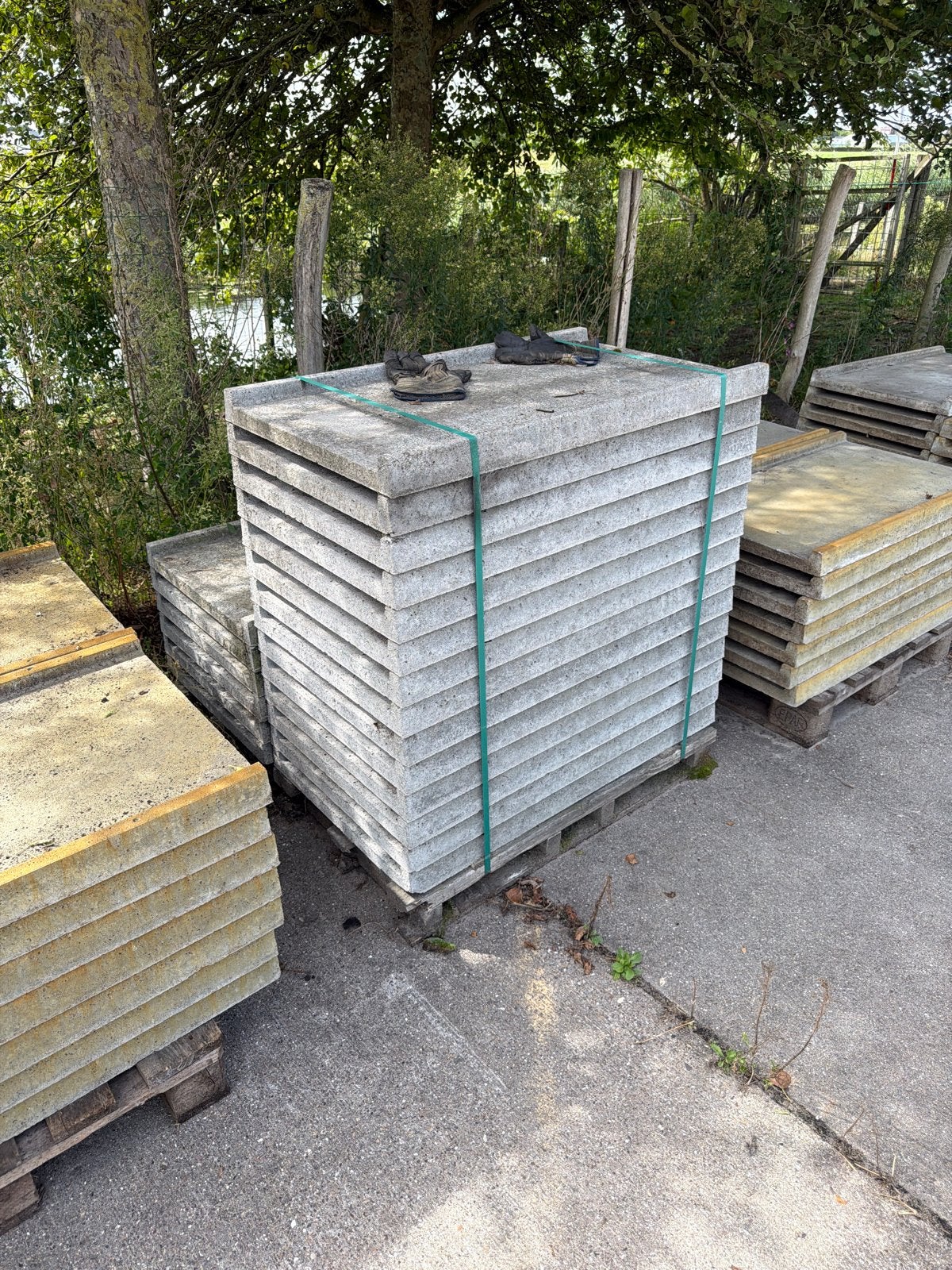 Betonnen goten voor kwekerijpaden (170 stuks), Ophalen, Gebruikt, Overige typen, 10 m² of meer