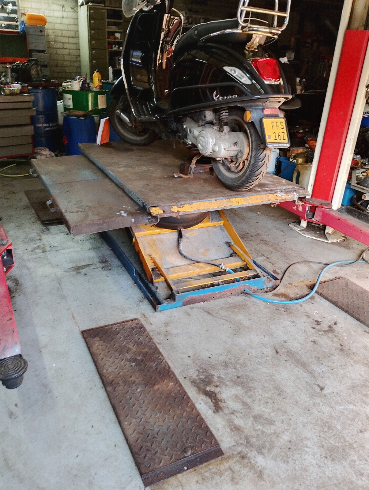 Poetsbrug bandenbrug herkules werktafel, Auto diversen, Ophalen