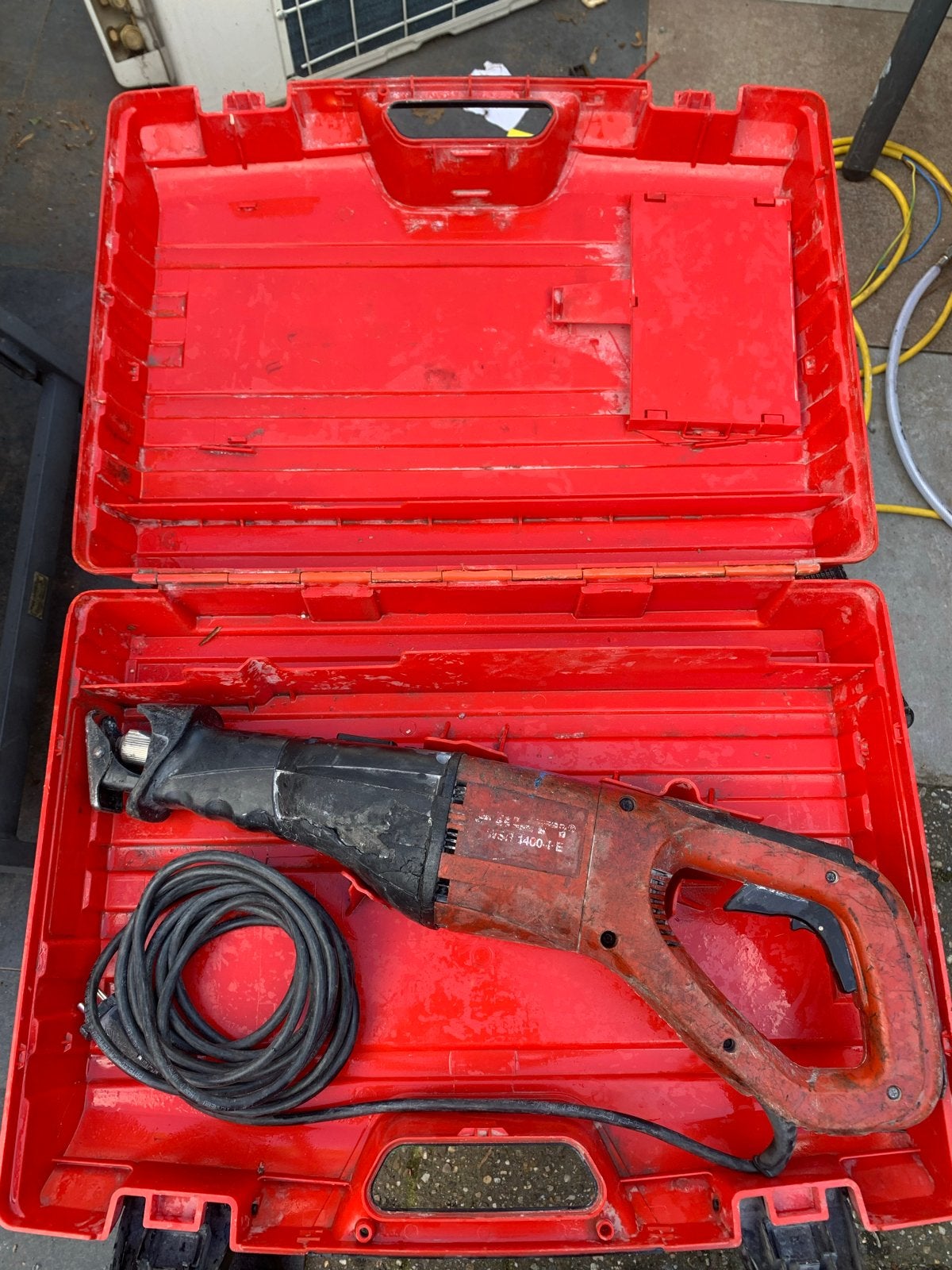 Hilti Reciprozaag WSR 1400-PE in koffer, Ophalen, Gebruikt, 70 mm of meer, Reciprozaag