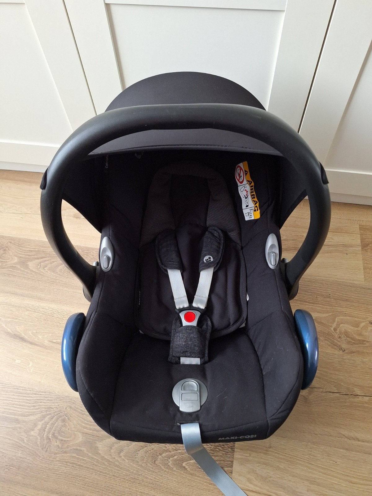 Maxi-Cosi CabrioFix, Ophalen, Autogordel, Zijbescherming, Zo goed als nieuw