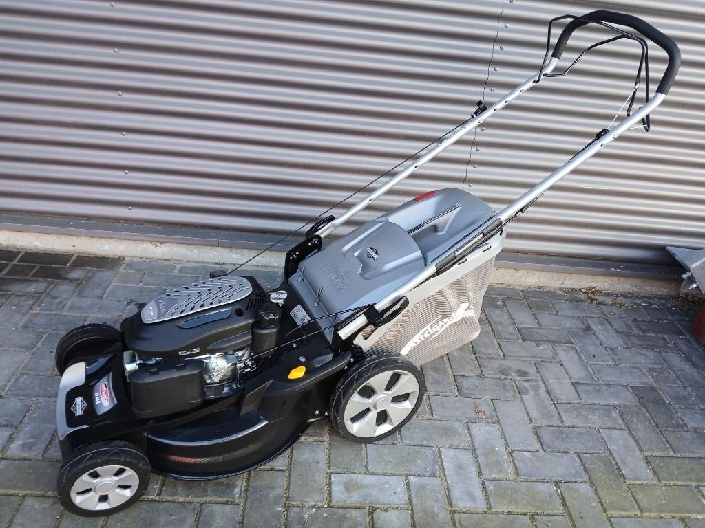 Castelgarden grasmachine 53 cm, Gegalvaniseerd, Tuin en Terras, Grasmaaiers, Nieuw, Benzine-grasmaaier, 50 cm of meer, Cirkelmaaier