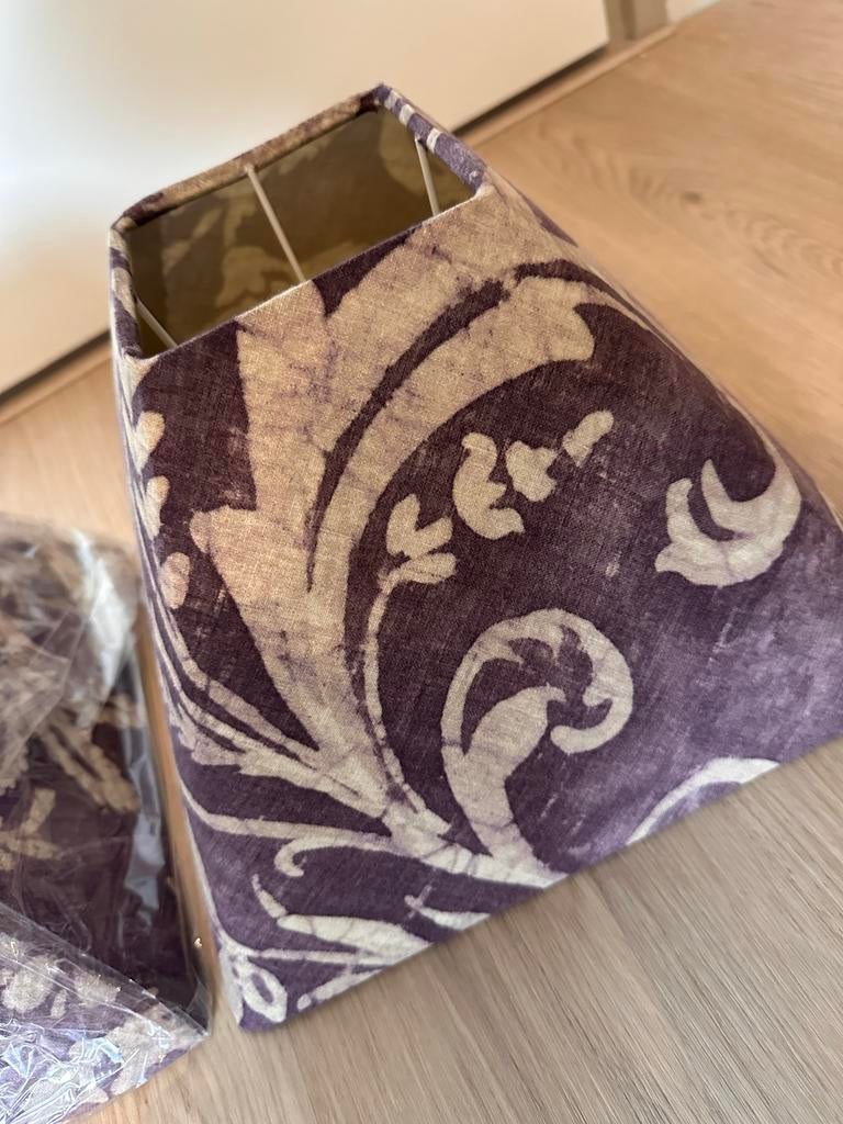 Twee handgemaakte lampenkappen aubergine/mauve, Overige kleuren, Nieuw, Ophalen of Verzenden, Overige vormen