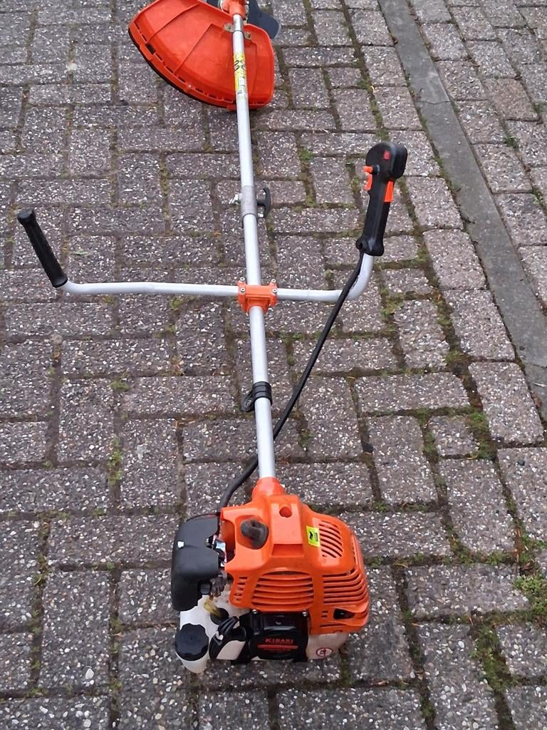Bosmaaier / grastrimner / onkruidmaaier bijna nieuw, Ophalen of Verzenden, Benzine