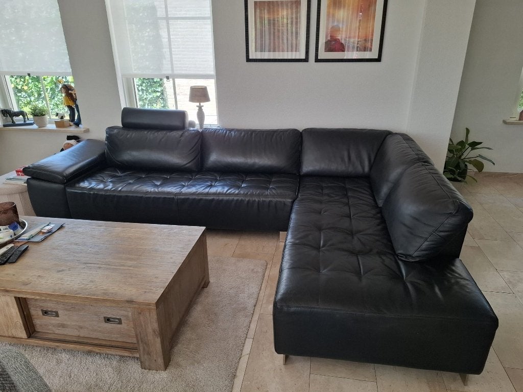 Henders & Hazel zwart leren hoekbank + Hocker, Ophalen, Gebruikt, Hoekbank, 300 cm of meer