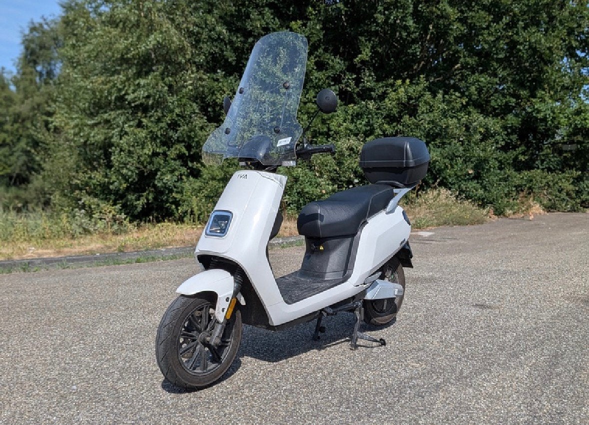 IVA E-GO S5 elektrische scooter | 25 km/u | 1.933 km, Fietsen en Brommers, Brommeronderdelen | Scooters, Ophalen, Zo goed als nieuw