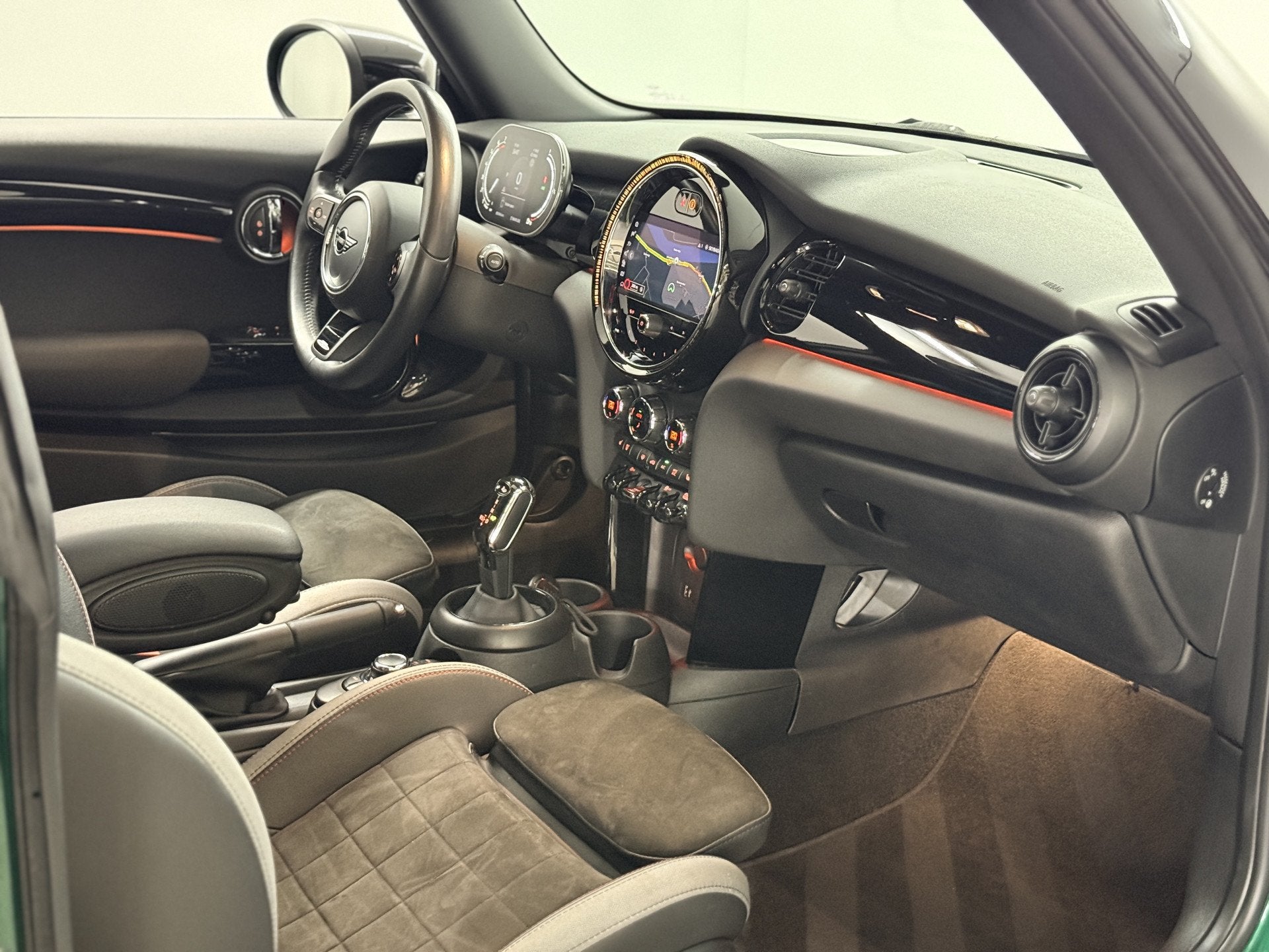 MINI Cooper 1.5 Rockingham GT | JCW pakket | Pano | Schaalst, Auto's, Dealer onderhouden, 136 pk, Gebruikt, Met garantie (alle)