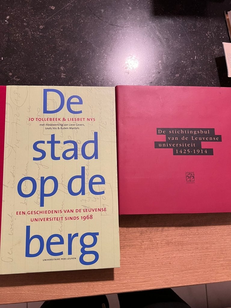 De stad op de berg + De stichtingsbul van de Leuvense univer, Ophalen of Verzenden, 19e eeuw, Zo goed als nieuw