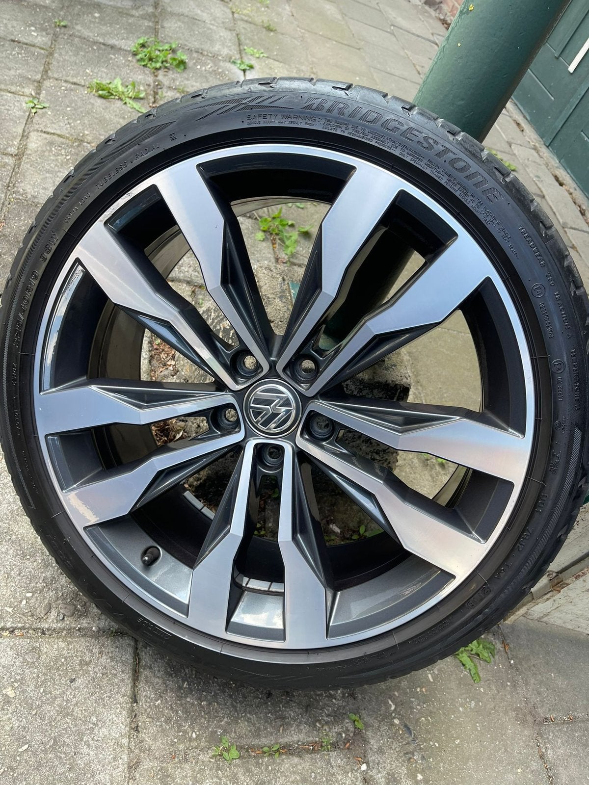 Origineel Volkswagen Suzuka Velg 225 40 19Inch T-Roc Tiguan, Auto-onderdelen, Banden en Velgen, Velg(en), Zomerbanden, 19 inch