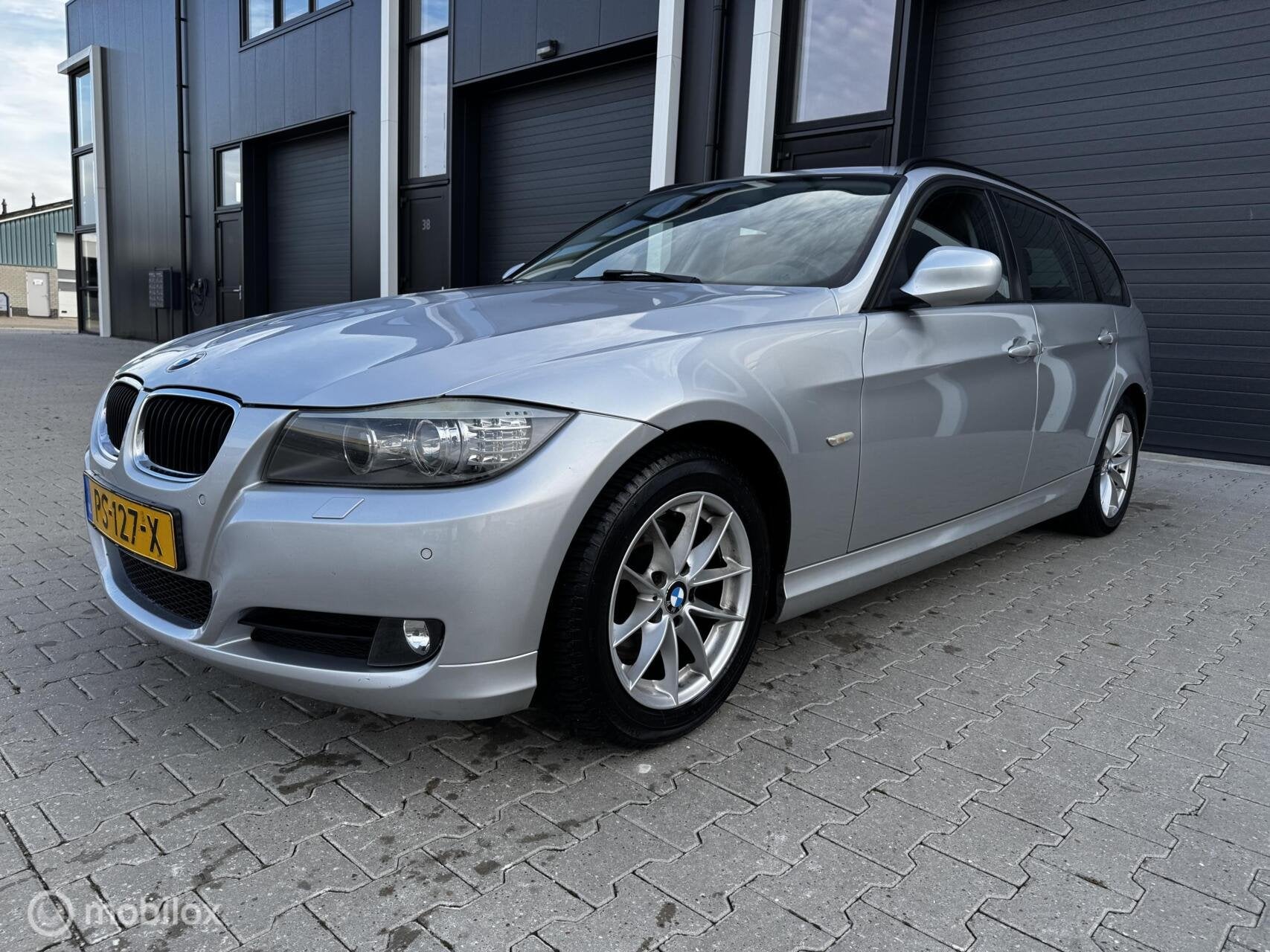 BMW 3-serie Touring 320d Business Line 2011(AIRCO/APK), Auto's, BMW, Achterwielaandrijving, 3-Serie, 1480 kg, Te koop