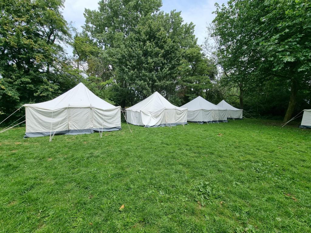 7x Groepstent/ Legertent/ Slaaptent afm 5x5 meter, Ophalen of Verzenden, Zo goed als nieuw, Tot en met 5