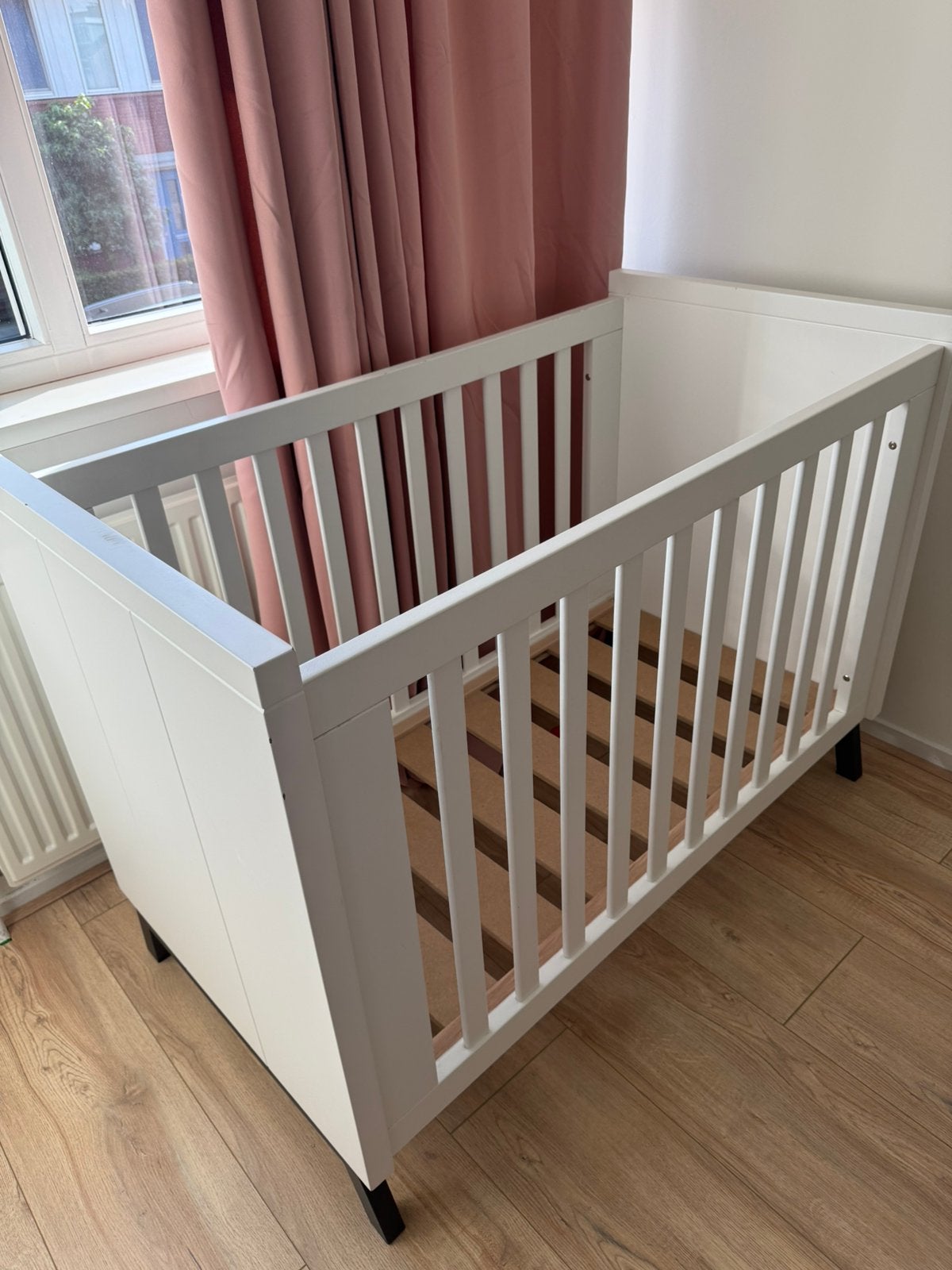 Baby bed, Kinderen en Baby's, Ophalen of Verzenden, Zo goed als nieuw, Jongetje of Meisje