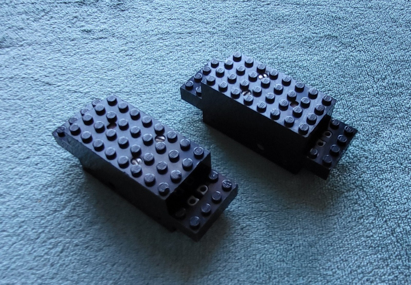 Lego trein 4,5 Volt locomotief / machine motor (2x) Zwart., Ophalen of Verzenden, Gebruikt, Losse stenen, Lego
