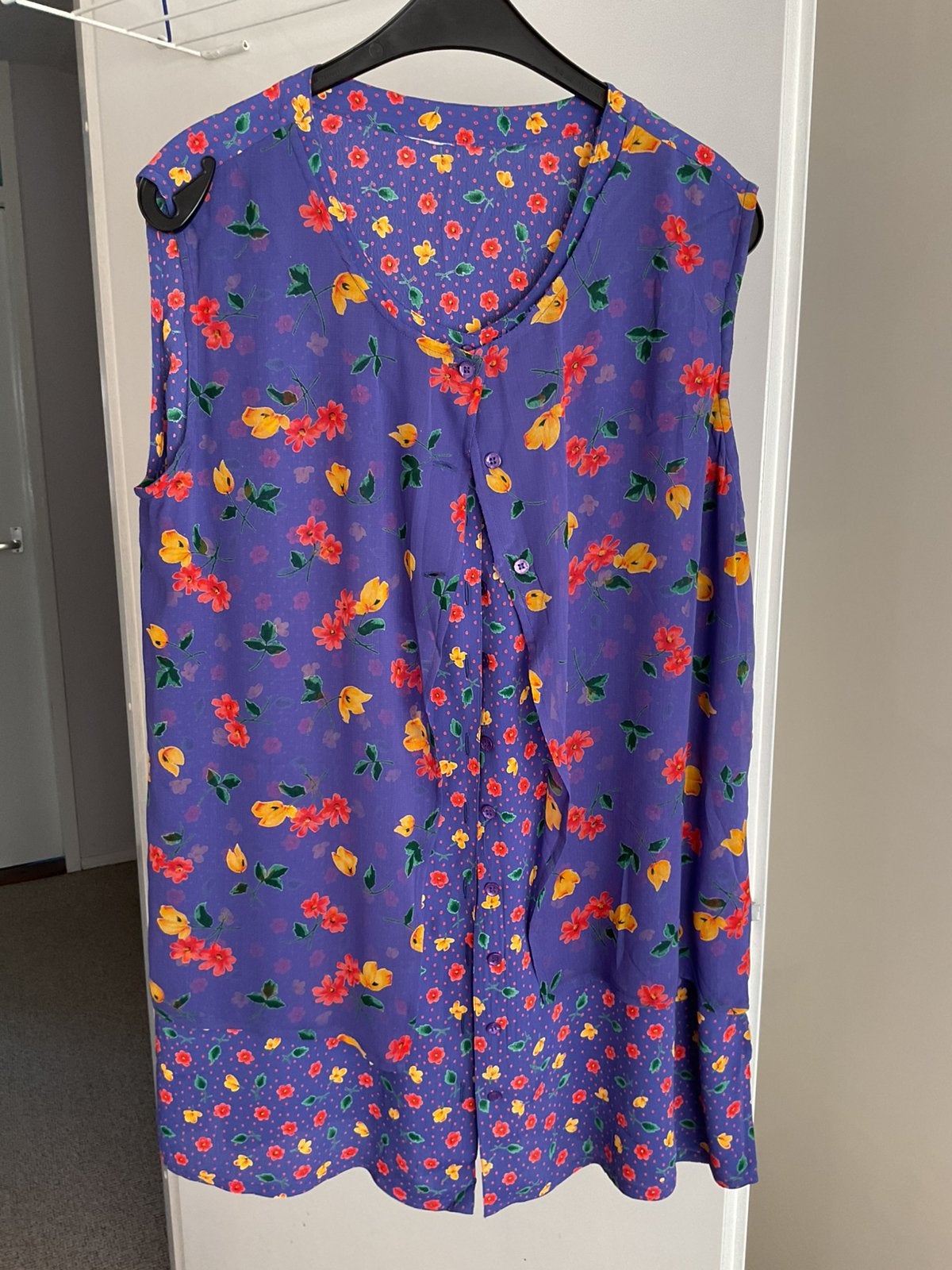 Very special, Ophalen, Nieuw, Maat 38/40 (M)