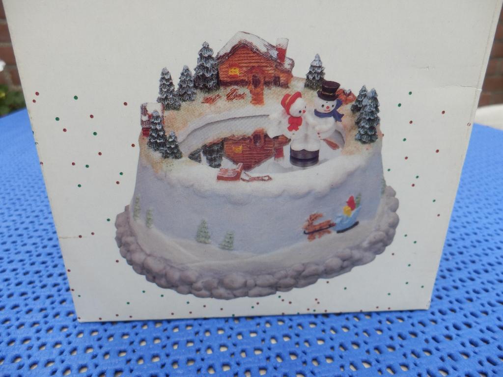 Muziek doosje 9 X 16 cm Made in China, Antiek en Kunst, Ophalen of Verzenden