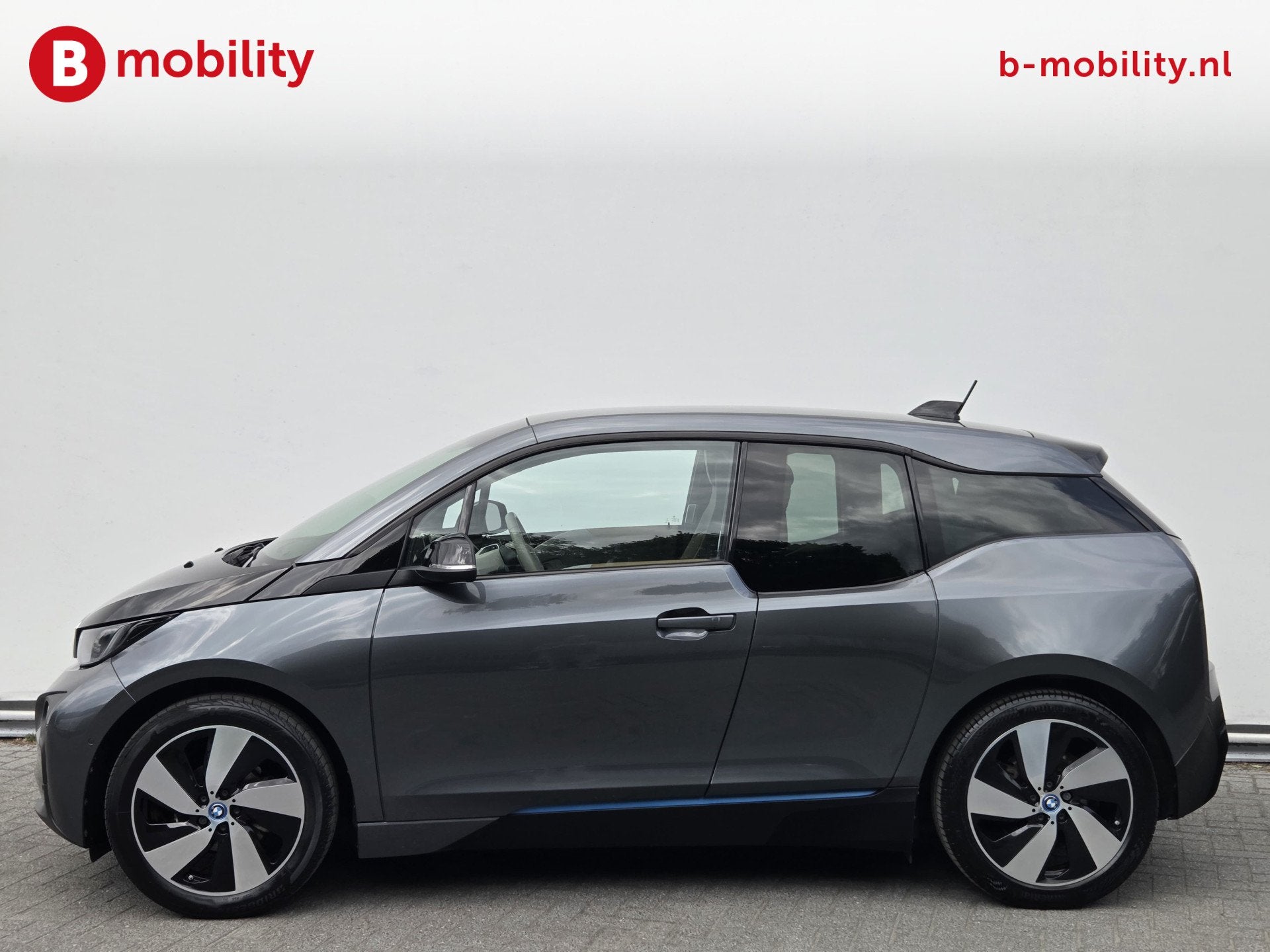 BMW i3 High Voltage Edition 94Ah 33 kWh SOH 87% Warmtepomp S, Automaat, Achterwielaandrijving, Gebruikt, Zwart