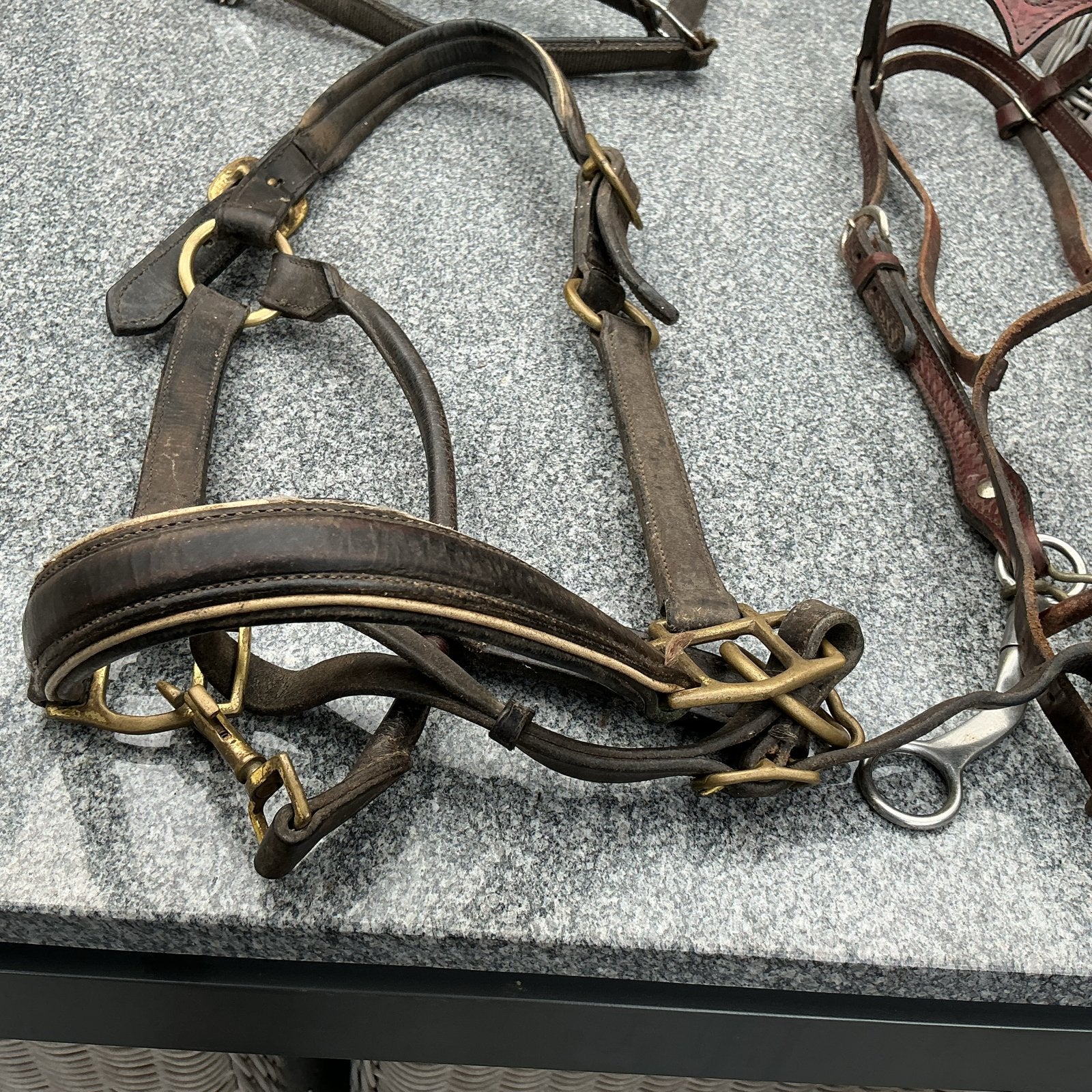 Paardenhalsters en riemen, Ophalen of Verzenden