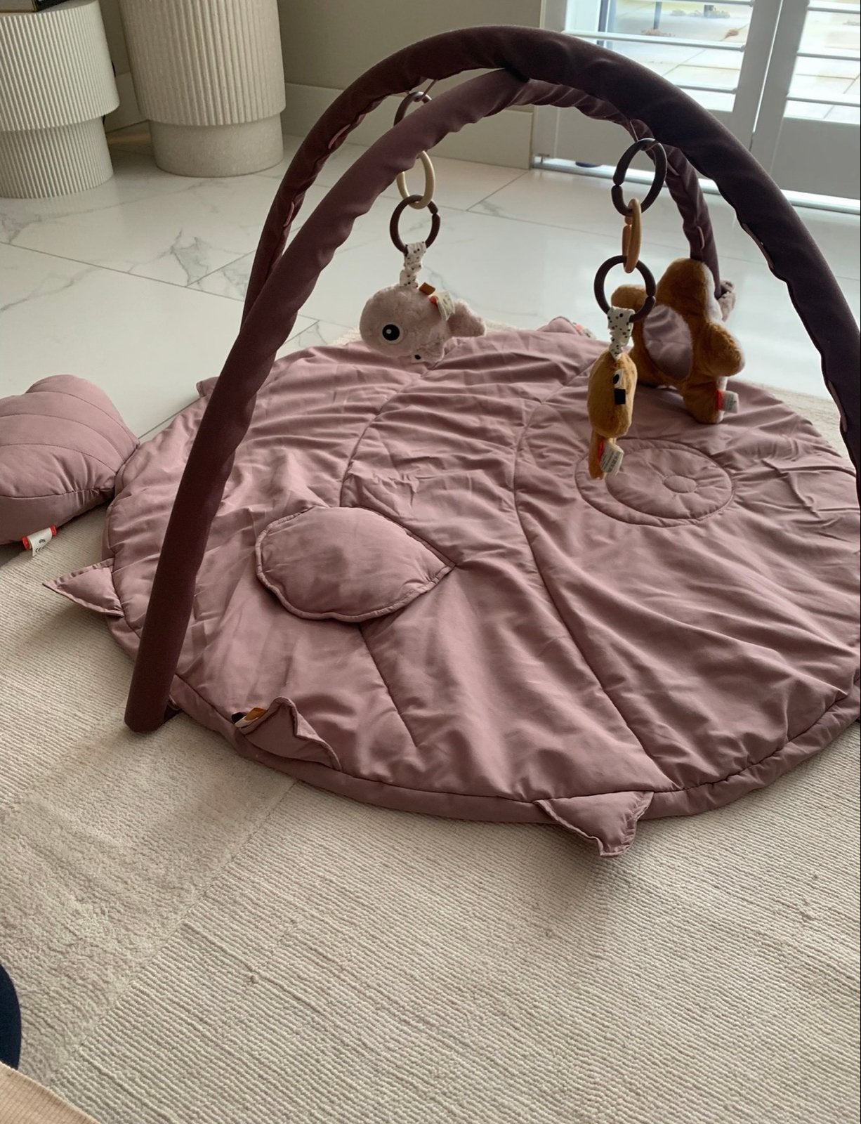 Done by Deer speelkleed met babygym, Kinderen en Baby's, Ophalen, Zo goed als nieuw, Speelkleed