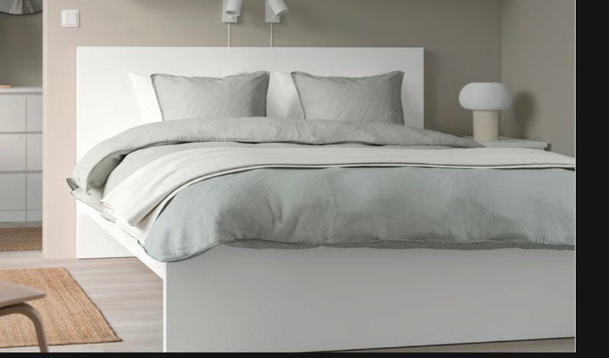 IKEA MALM Bed Frame + slatted base + 2 drawers, Huis en Inrichting, Slaapkamer | Slaapbanken, Ophalen, Zo goed als nieuw, Tweepersoons