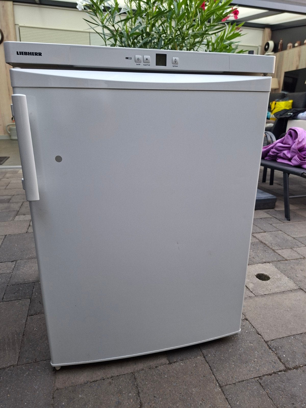 koelkasje  met diepvriesvakje, Witgoed en Apparatuur, Zo goed als nieuw, Ophalen, Vrieskast, 85 tot 120 cm