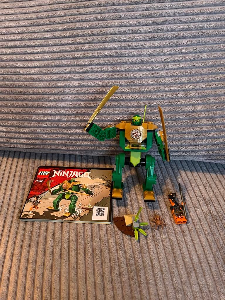 LEGO Ninjago Lloyd's Gouden Ultra Draak (71757) met instruct, Lego, Ophalen of Verzenden, Zo goed als nieuw, Compleet