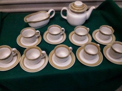 servies p/ amf bruin creme aardewerk, Ophalen of Verzenden, 'T Olde Gre-j, Info@toldegrej.nl, Endepoelstraat 20f Didam
