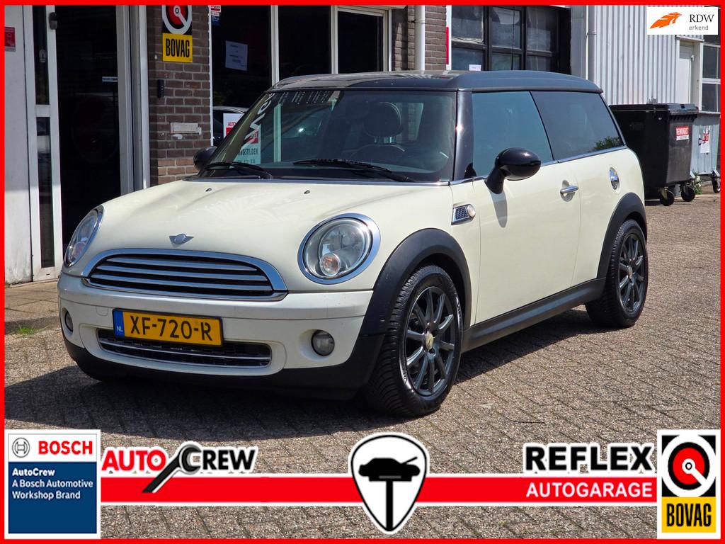 Mini Mini Clubman 1.6 Cooper AIRCO|LEDER|GLAZEN DAK, Auto's, Mini, Voorwielaandrijving, Gebruikt, 4 cilinders, 4 stoelen