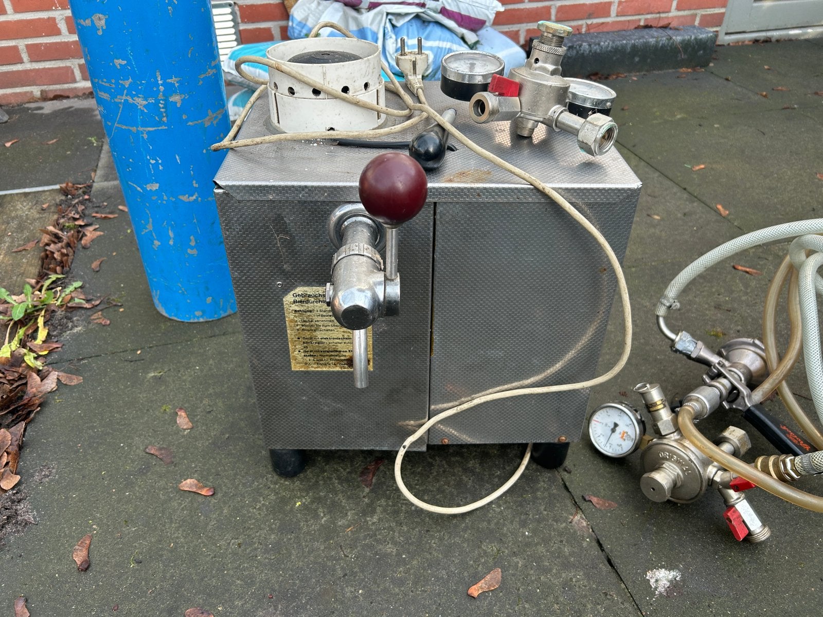 Mobiele biertap met fles compleet, Ophalen, Zo goed als nieuw
