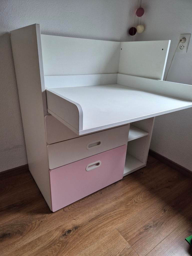 Commode/bureau Ikea Smastad, Kinderen en Baby's, Kinderkamer | Commodes en Kasten, Ophalen, Zo goed als nieuw