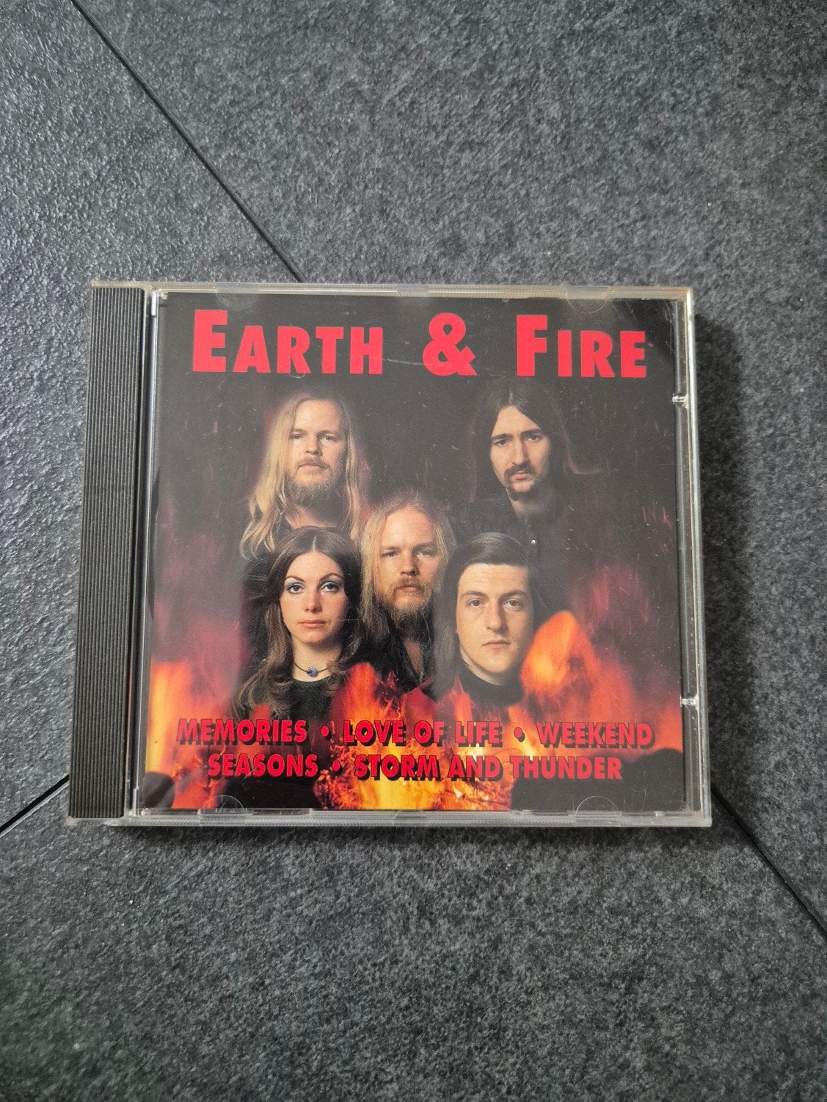 Earth & Fire CD - Memories, Love of Life, Weekend, Gebruikt, Pop, Ophalen of Verzenden, Inclusief doosje